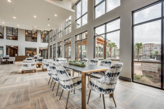 Jefferson Boardwalk community dining table and chairs