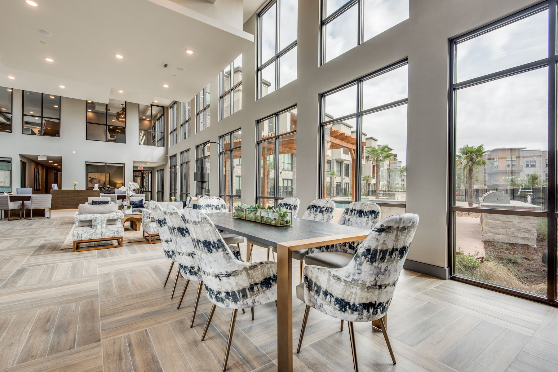 Jefferson Boardwalk community dining table and chairs