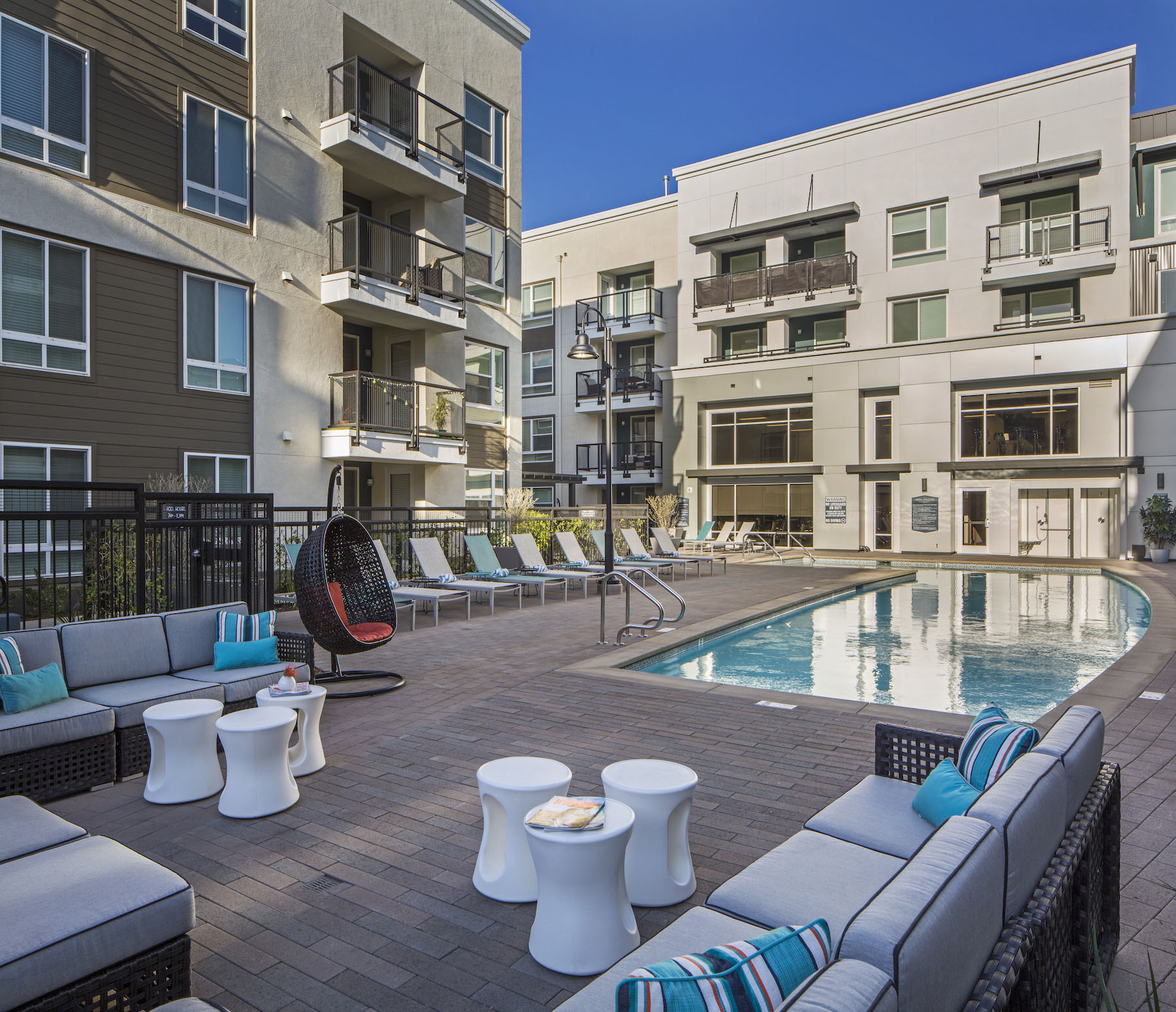 Jefferson Platinum Triangle pool and seating