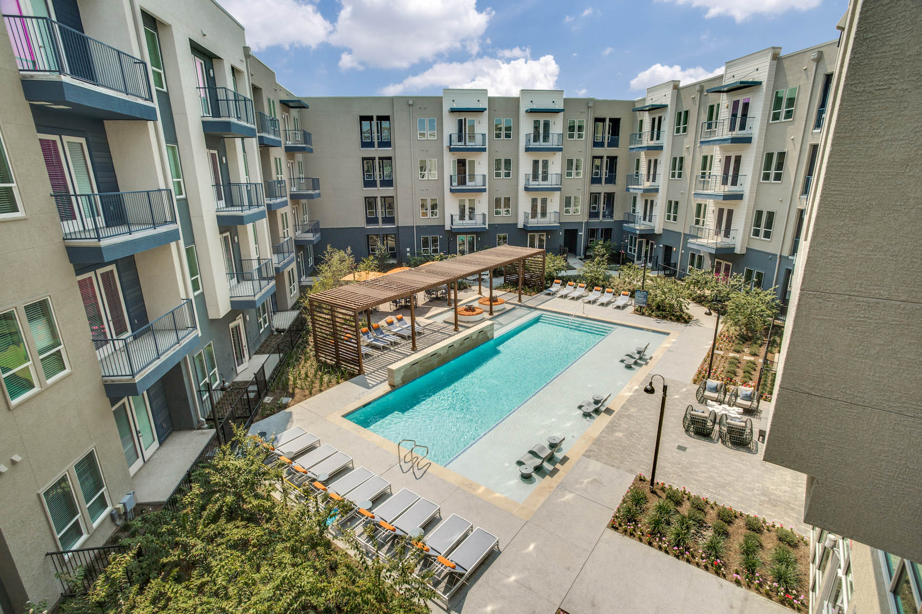 Jefferson Galatyn Park exterior courtyard and pool